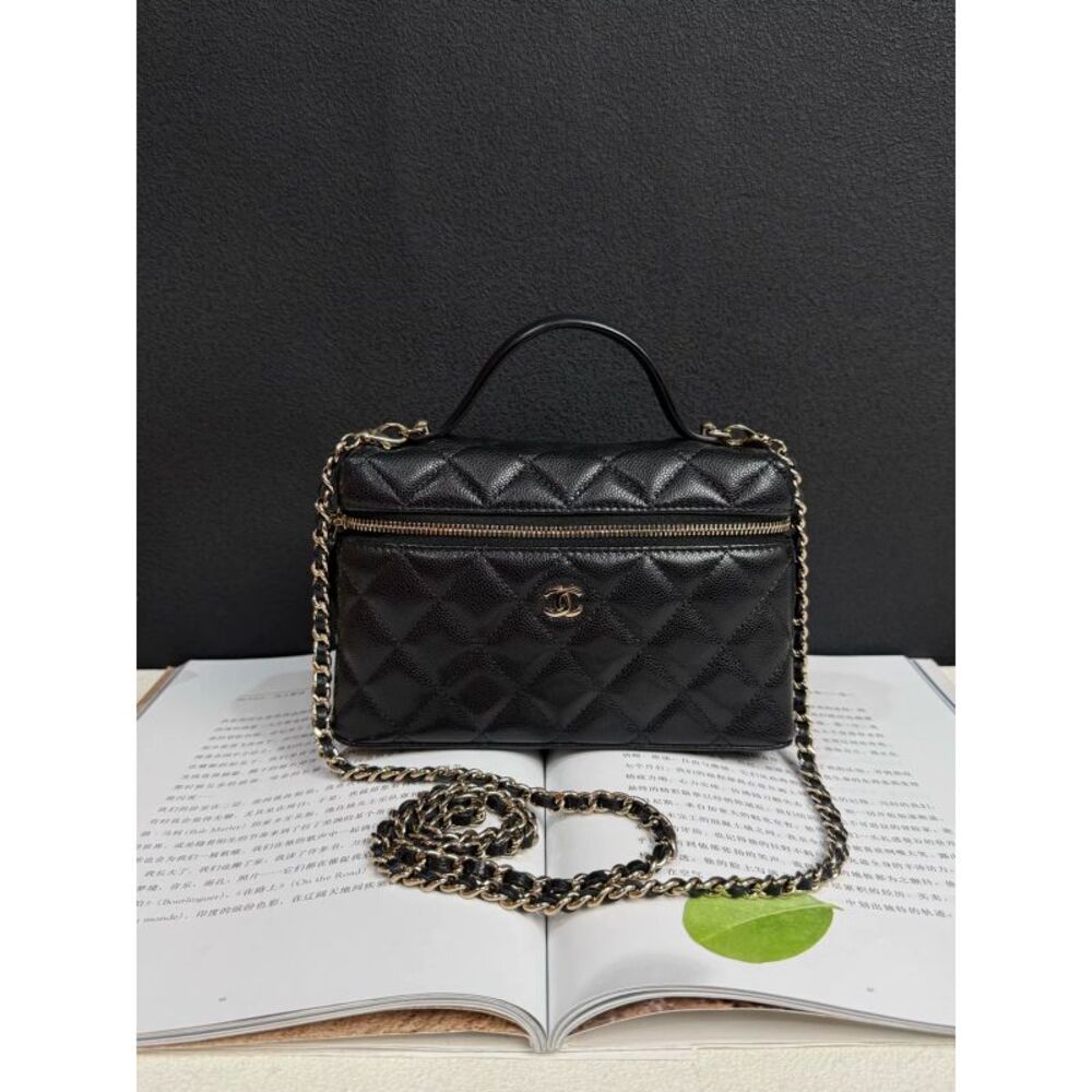 Chanel Women Pre-Loved Bag Very Good Condition